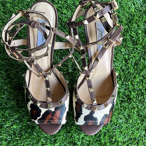 JORGE ALEX Leopard Print Gold Studded Calf Hair Heels size 38 EU/ US 7.5 women - Picture 11 of 12